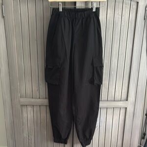 Alo black pants 100% polyester